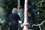 Amsterdam 16 oktober 2018
Twan Huys verlaat zijn huis nadat kort daarvoor ook zijn vrouw vertrokken is.