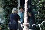 Amsterdam 16 oktober 2018
Twan Huys verlaat zijn huis nadat kort daarvoor ook zijn vrouw vertrokken is.