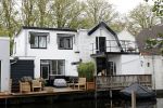 Graveland 22 oktober 2018
Huis van Viktor Brand aan het water.