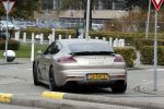Den Haag  29 oktober 2018
Waylon en zijn zwangere vriendin Bibi Breijman gaan op controle in het Bronovo ziekenhorsche Panamera Turbo naartoe.