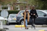 Den Haag  29 oktober 2018
Waylon en zijn zwangere vriendin Bibi Breijman gaan op controle in het Bronovo ziekenhorsche Panamera Turbo naartoe.