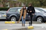 Den Haag  29 oktober 2018
Waylon en zijn zwangere vriendin Bibi Breijman gaan op controle in het Bronovo ziekenhorsche Panamera Turbo naartoe.