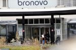 Den Haag  29 oktober 2018
Waylon en zijn zwangere vriendin Bibi Breijman gaan op controle in het Bronovo ziekenhorsche Panamera Turbo naartoe.