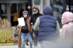 Den Haag  29 oktober 2018
Waylon en zijn zwangere vriendin Bibi Breijman gaan op controle in het Bronovo ziekenhorsche Panamera Turbo naartoe.
