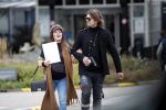 Den Haag  29 oktober 2018
Waylon en zijn zwangere vriendin Bibi Breijman gaan op controle in het Bronovo ziekenhorsche Panamera Turbo naartoe.