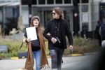 Den Haag  29 oktober 2018
Waylon en zijn zwangere vriendin Bibi Breijman gaan op controle in het Bronovo ziekenhorsche Panamera Turbo naartoe.