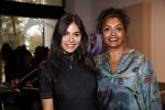 Amsterdam 30 oktober 2018
Boekpresentatie Kelly Weekers. Haar man John Ewbank reikte het eerste boek uit. Yasmin Verheijen met moeder