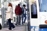 Amsterdam 3 oktober 2018
Youp v t Hek bellend op straat en wachtend op de tram.