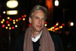 Amsterdam 5 november 2019
100 radio bij de wereld draait door DWDD. Adam Curry met een fan
