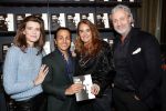 Amsterdam 12 november 2019
lancering van het boek Two Faces van Ali Pirayesh in the Dutchess.
Ali met zijn vrouw Gimena en Mark Teurlings