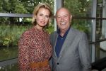 Amstelveen 1 oktober 2019
15 jaar de Esther Vergeer Foundation in het Cobra museum . Er wordt een expositie geopend van 15 fotografen waaronder oa William Rutten Estelle Cruijff Klaasjan v d Weij Patty Brard Isa Hoes Marco Borsato Sacha de Boer Klaas v Kruistem en Edwin Smulders. Anouk Smulders presenteert het en Prinses Margriet is aanwezig. Anouk met Hans v d Veen