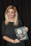 Utrecht 30 oktober 2019
Boekpresentatie Bobbi Eden op de jaargeurs. Haar man Mark Laurenz was ook aanwezig.