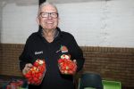 Boekel 19 oktober 2019
Meerdere boeren van boer zoekt vrouw stan op een mini markt in de stallen van Boerin Steffi. Boer Geert