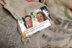 Boekel 19 oktober 2019
Meerdere boeren van boer zoekt vrouw stan op een mini markt in de stallen van Boerin Steffi