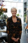 Zwijndrecht 3 november 2019
Caroline v Eeden werkt een dag bij interieurwinkel Josi .