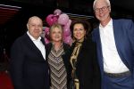 Hilversum 7 oktober 2019
Gala voor breast care foundation in studio 21. CeesHendriks met zijn vrouw en vrienden