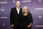 Amsterdam 13 oktober 2019
Premiere Lazarus in het deLamar theater. Cilly Dartell met man