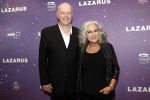 Amsterdam 13 oktober 2019
Premiere Lazarus in het deLamar theater. Cilly Dartell met man