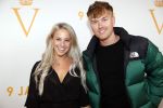 Katwijk 30 oktober 2019
9 jaar soldaat van Oranje in de hangar op vliegveld Valkenburg . Vlogger Dee met haar vriend Lars Gerbrands