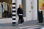 Amsterdam 31 oktober 2019
Dries Roelvink komt thuis van het sporten