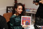 Amsterdam 11 november 2019
Boekpresentatie Fajah Lourens en Selwyn Senatori. De kinderen van fajah krijgen het eerste exemplaar