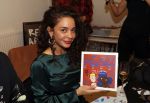 Amsterdam 11 november 2019
Boekpresentatie Fajah Lourens en Selwyn Senatori. De kinderen van fajah krijgen het eerste exemplaar