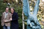Den Haag 24 oktober 2019
Frank Jansen en Rogier Smit ( Paleis voor een prikkie) laten hun honden uit. Frank en Rogier