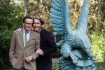 Den Haag 24 oktober 2019
Frank Jansen en Rogier Smit ( Paleis voor een prikkie) laten hun honden uit. Frank en Rogier