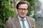 Den Haag 24 oktober 2019
Frank Jansen en Rogier Smit ( Paleis voor een prikkie) laten hun honden uit. Frank en Rogier