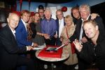 Rotterdam 14 oktober 2019
Surprise feestje voor Gerard Cox. Gerard met Bastiaan ragas Tony Neef Richard Groenendijk Wilibrord Frequin Peggy Vrijens Jenny Arean Cor Bakker ea