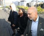 Antwerpen, 10 Oktober 2019
Imanuelle Grives met een vriendin en haar advocaat  John Maes