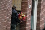 Amsterdam 7 november 2019
Bij Kajsa Ollongren worden bloemen bezorgd.