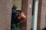 Amsterdam 7 november 2019
Bij Kajsa Ollongren worden bloemen bezorgd.