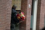 Amsterdam 7 november 2019
Bij Kajsa Ollongren worden bloemen bezorgd.