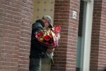 Amsterdam 7 november 2019
Bij Kajsa Ollongren worden bloemen bezorgd.