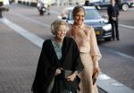 Amsterdam 4 november 2019
Koningin Maxima en prinses Beatrix arriveren bij uitreiking prins Bernhard cultuurprijs in theater aan het IJ.