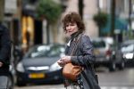 Amsterdam 7 oktober 2019
Linda v Dijck doet boodschappen op de cornelis schuytstraat.