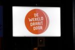 Amsterdam 5 november 2019
100 radio bij de wereld draait door DWDD. Logo Pauw  en De wereld draait door