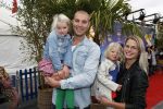 Den Haag 13 september 2019
Premiere Cirque du Soleil op het malieveld in Den Haag. Maarten v d Weijden met vrouw en dochters