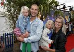 Den Haag 13 september 2019
Premiere Cirque du Soleil op het malieveld in Den Haag. Maarten v d Weijden met vrouw en dochters