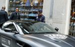 Amsterdam 16 oktober 2019
Presentatie nieruwe Tag Heuer Max Verstappen horloge bij Majestic. Max arriveert in een speciale Aston Martin op de dam in Amsterdam. Shelly sterk presenteert de presentatie.