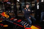 Amsterdam 16 oktober 2019
Presentatie nieruwe Tag Heuer Max Verstappen horloge bij Majestic. Max arriveert in een speciale Aston Martin op de dam in Amsterdam. Shelly sterk presenteert de presentatie.