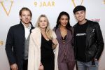 Katwijk 30 oktober 2019
9 jaar soldaat van Oranje in de hangar op vliegveld Valkenburg . Moise Trustfull met vriend Kaj Leroy en Koen Weijland met vriendin Carola Kirschbaum
