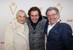 Katwijk 30 oktober 2019
9 jaar soldaat van Oranje in de hangar op vliegveld Valkenburg . Monique v d Ven met haar man Edwin de Vries en Edwin Smulders