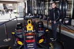 Amsterdam 16 oktober 2019
Presentatie nieruwe Tag Heuer Max Verstappen horloge bij Majestic. Max arriveert in een speciale Aston Martin op de dam in Amsterdam. Shelly sterk presenteert de presentatie. Najib Amhali