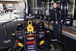 Amsterdam 16 oktober 2019
Presentatie nieruwe Tag Heuer Max Verstappen horloge bij Majestic. Max arriveert in een speciale Aston Martin op de dam in Amsterdam. Shelly sterk presenteert de presentatie. Najib Amhali