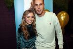 Utrecht 21 oktober 2019
Boekpresentatie Sterre Koning bij de ping pong club. Romy Monteiro krijgt het eerste boek. Nicky Romero