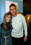 Utrecht 21 oktober 2019
Boekpresentatie Sterre Koning bij de ping pong club. Romy Monteiro krijgt het eerste boek. Nicky Romero