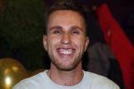 Utrecht 21 oktober 2019
Boekpresentatie Sterre Koning bij de ping pong club. Romy Monteiro krijgt het eerste boek. Nicky Romero