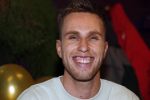 Utrecht 21 oktober 2019
Boekpresentatie Sterre Koning bij de ping pong club. Romy Monteiro krijgt het eerste boek. Nicky Romero